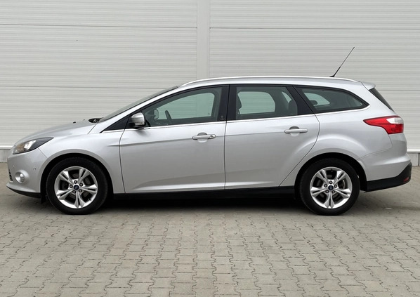 Ford Focus cena 24500 przebieg: 196100, rok produkcji 2012 z Ustrzyki Dolne małe 742